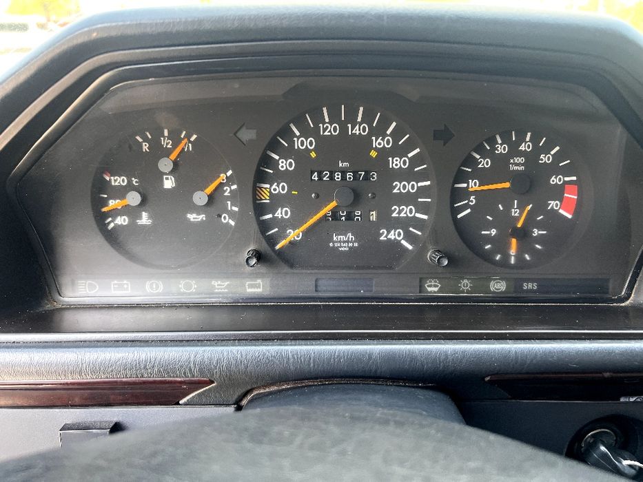 Мерседес 124 2.2 Газ Автомат