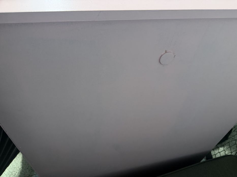 Sapateirw em madeira wengue pontada a lilas