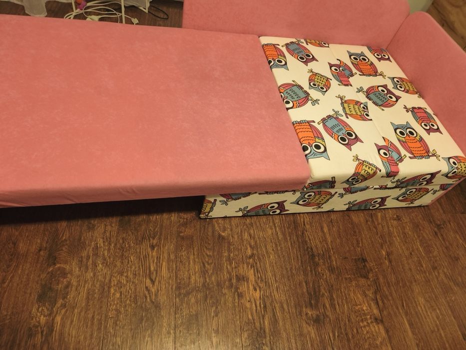 Fotel, łóżko dziecięce