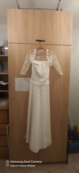 Suknia ślubna z bolerkiem