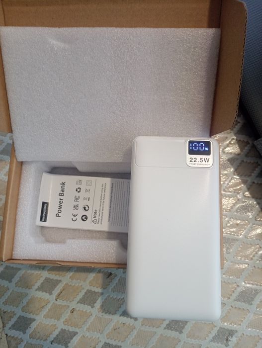 Продам  Power Bank на 20000 miliamper