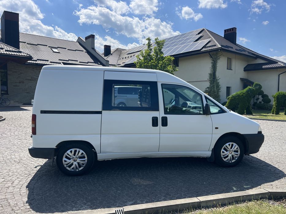 Citroen Jumpy 2000 p 1.9 D  Дві дверки бокових !