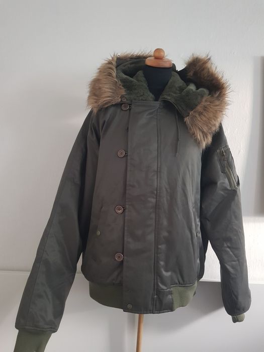 Zimowa kurtka parka męska marki Extreme rozmiar XL.