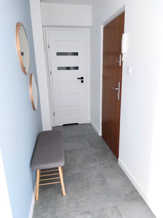 3 pokoje, wysoki standard, klimatyzacja, widok na panoramę Warszawy