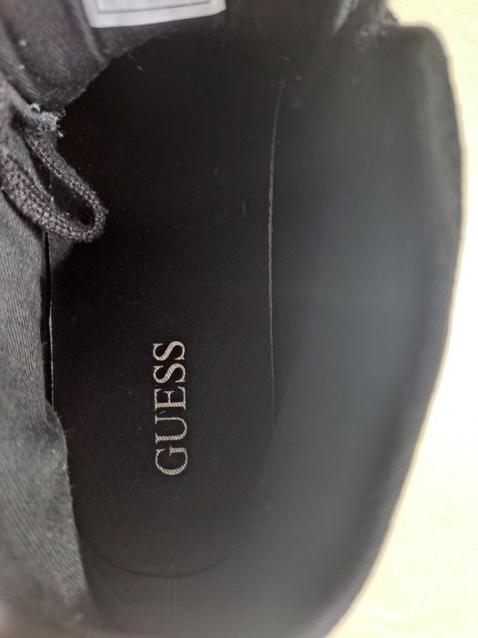 Buty Guess czarne brokatowe