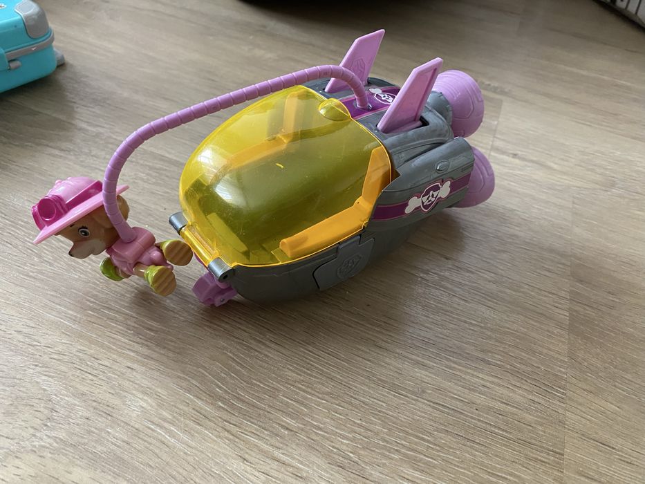 Чи чи лав,игрушки,герои в масках,Зума,щенячий патруль коляска, машина