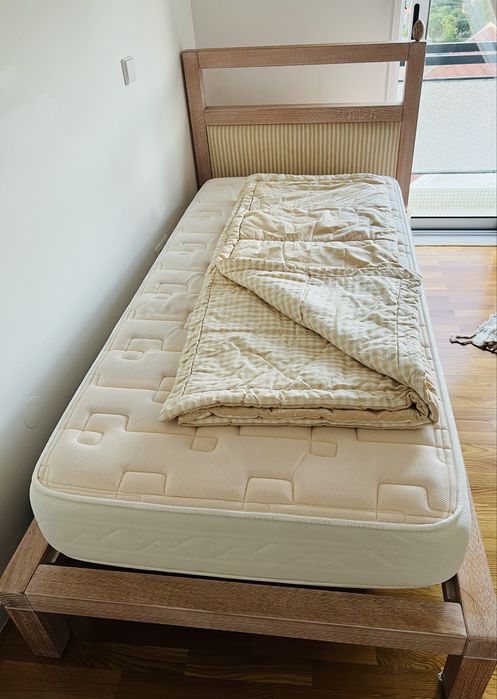 Conjunto Cama Dada+estrado+colchão+ edredão