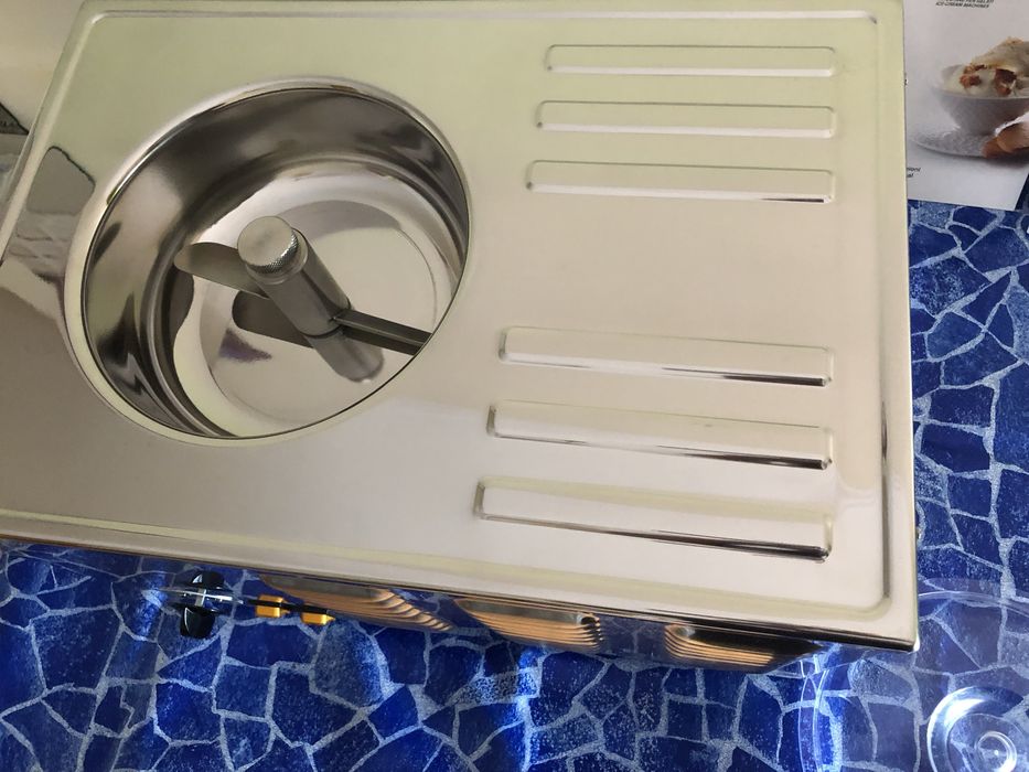 Máquina de Gelados Italiana Musso Stella  Pola