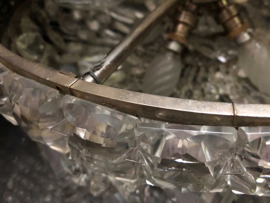Candeeiro / Lustre de cristal impecável e de excelente qualidade