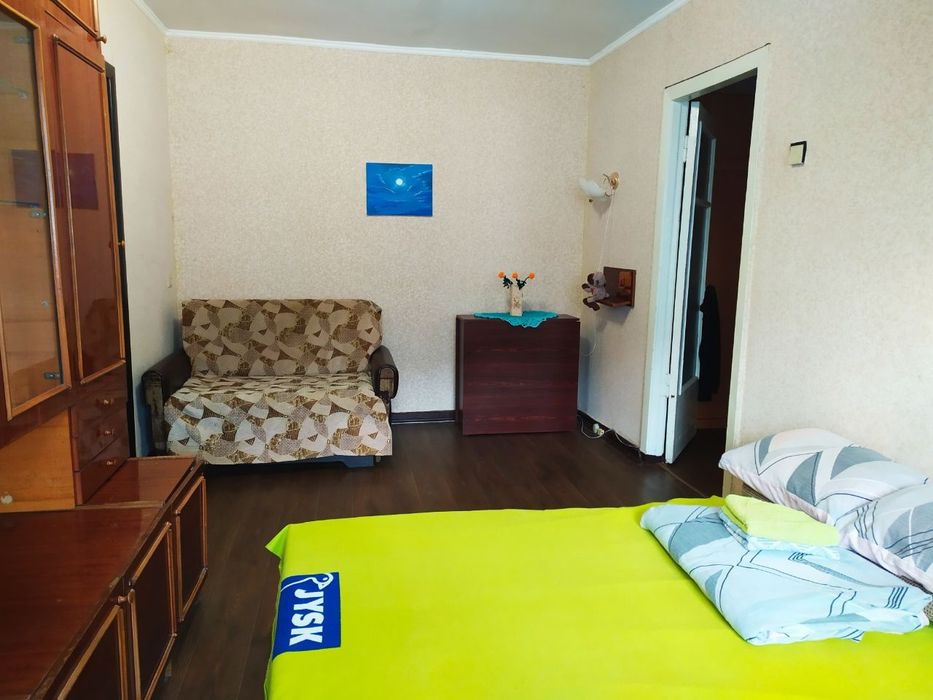 Здам подобово, погодинно однокімнатну квартиру.