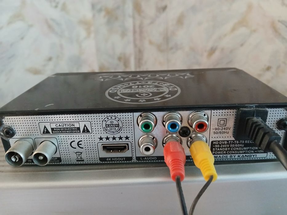 Продам t2-тюнер beko