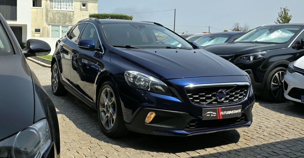 Volvo V40 Cross Country 1.6 D2 Volvo Ocean Race Full Extras