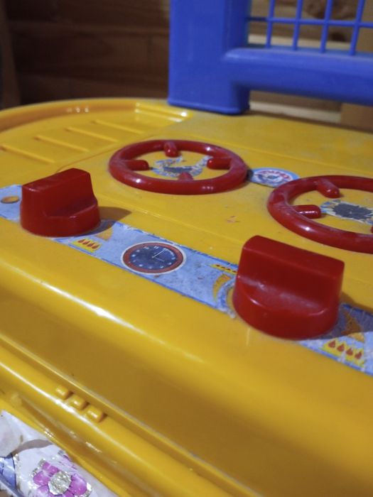 Іграшкова кухня  б/у