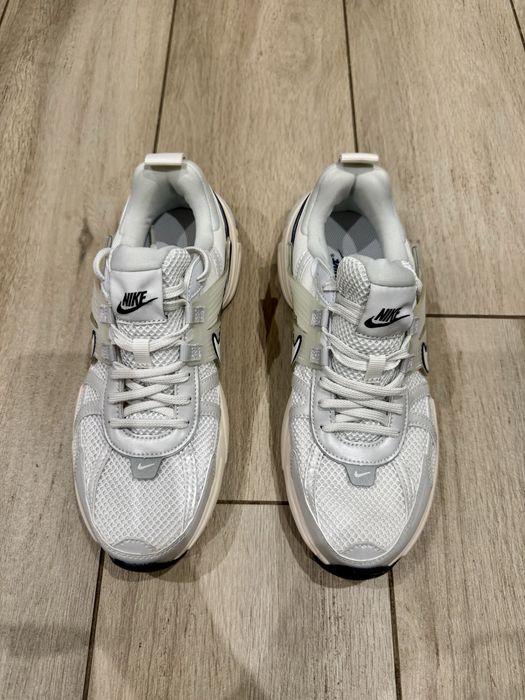 Кросівки Nike V2K Run Shoes