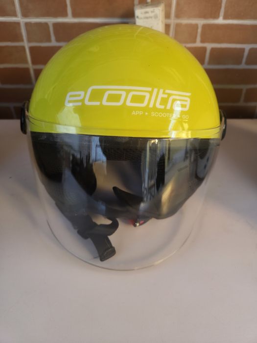 Capacete de proteção Mota