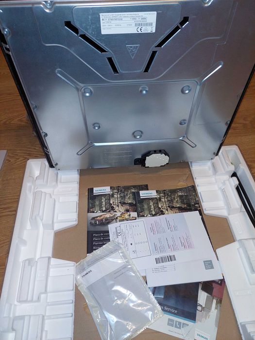 Варочная поверхность Siemens ET651FK17E