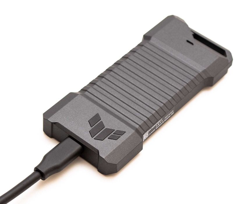 Новый карман Asus TUF Gaming A1 M.2 SSD NVME/Sata USB 3.2 Type-C