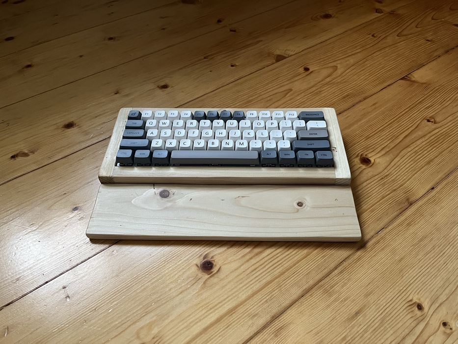 Drewniana klawiatura Redragon Draconic K530