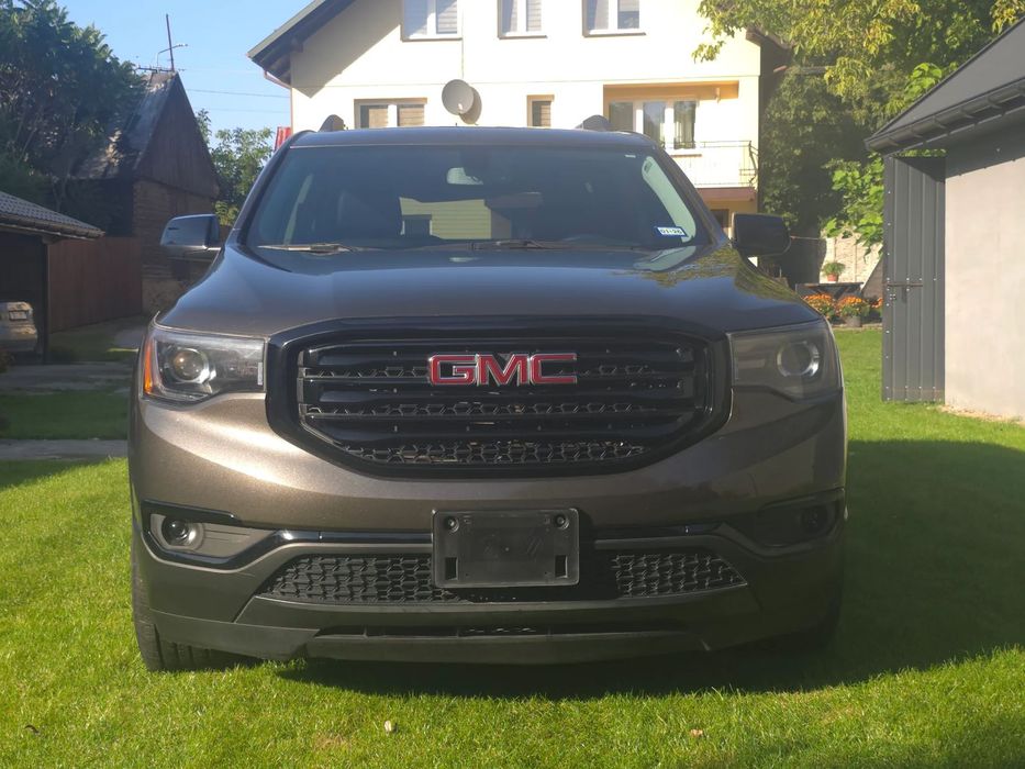 GMC Acadia