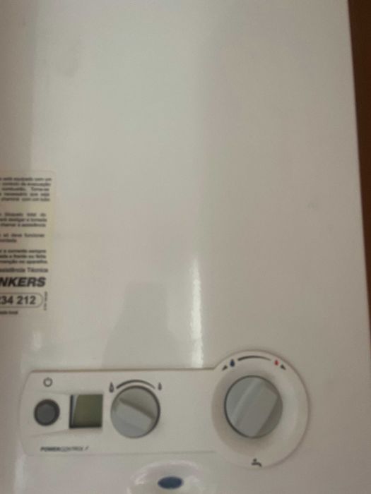 Esquentador com revisão feita ventilado Junkers