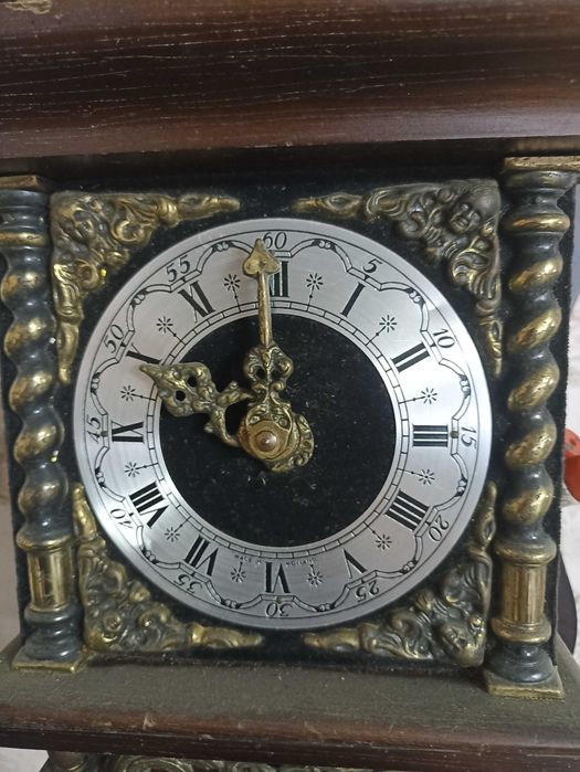 Годинник старинний