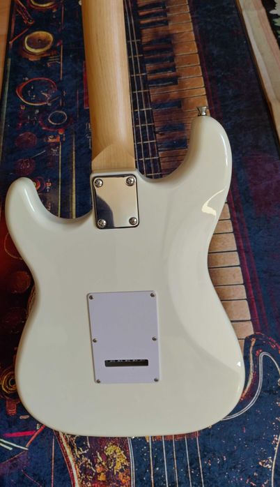 Harley Benton ST-20 WH Standard guitarra electrica sem uso nova