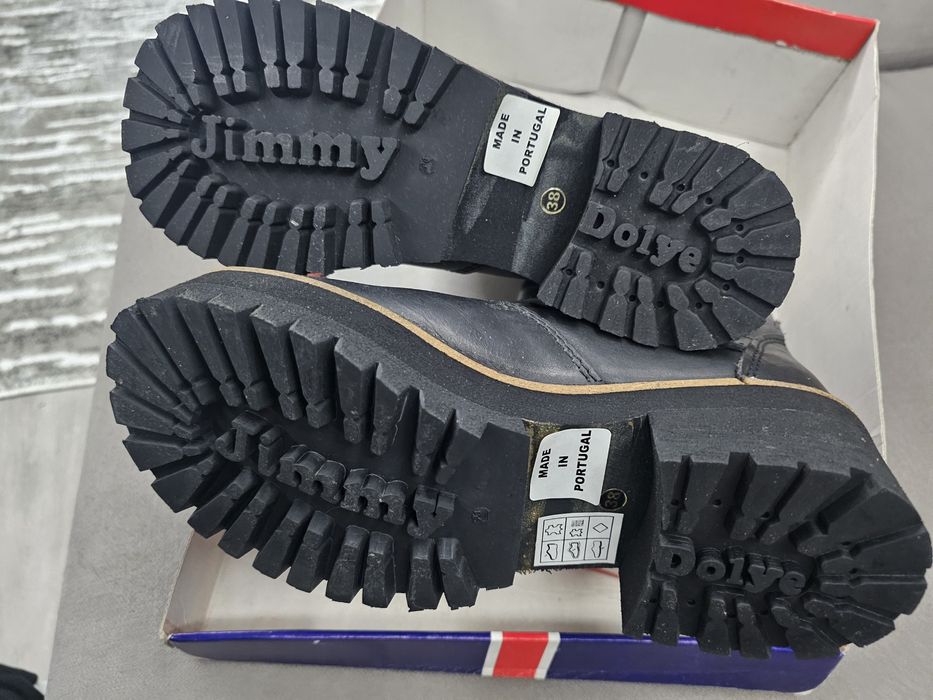 Botas Jimmy Doley novas