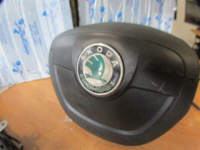 Airbag do volante SKODA Fabia II Break (545, 5J)