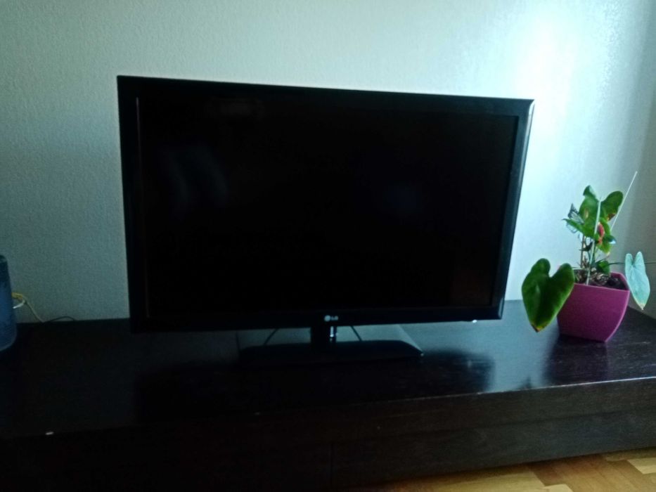 Televisor 42 polegadas