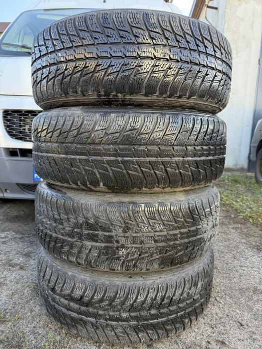 Komplet kół zimowych 5x114,3 Mazda Honda Toyota Lexus 225/55/19 Nokian