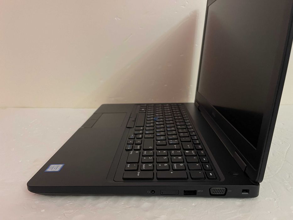 Игровой DELL Precision 3520 / Core i7 7700HQ / 16 RAM / + ТОП Видео GDDR5 + ГАРАНТИЯ!