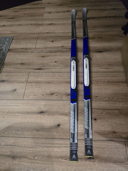 Narty biegowe Fisher, wiązania SNS Profil