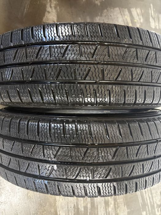 Opony zimowe Pirelli 215/75/16C