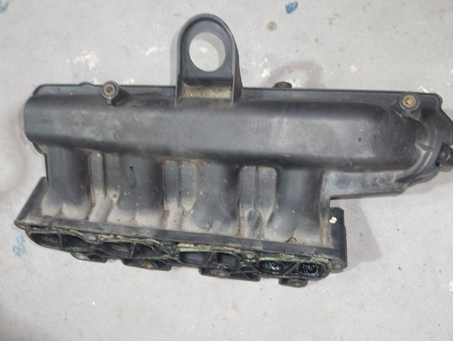Coletor de admissão Opel corsa 1.3cdti