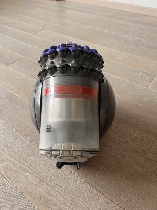 Пилосос dyson cy23 з сша 120в, можна на запчастини