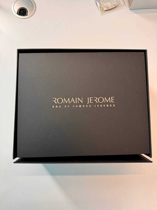 Коробки и документы для часов Piaget, Romaine Jerome