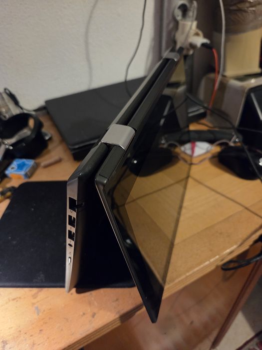 Portatil  Lenovo 310-11IAP