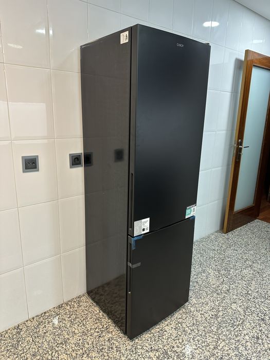 Frigorifico Candy Combinado City CCT3L517EB 260L (Preto)
