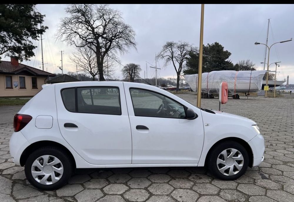 Dacia Sandero Bezwypadkowy, mały przebieg, po serwisie, nowy akumulator