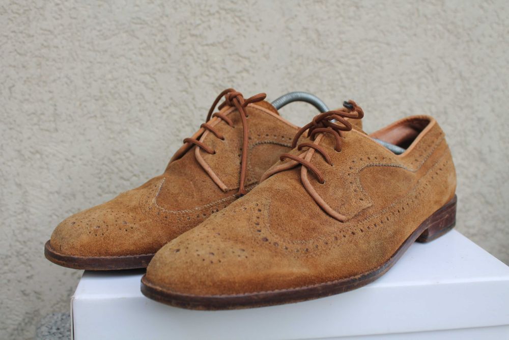 Sapatos em couro nº45