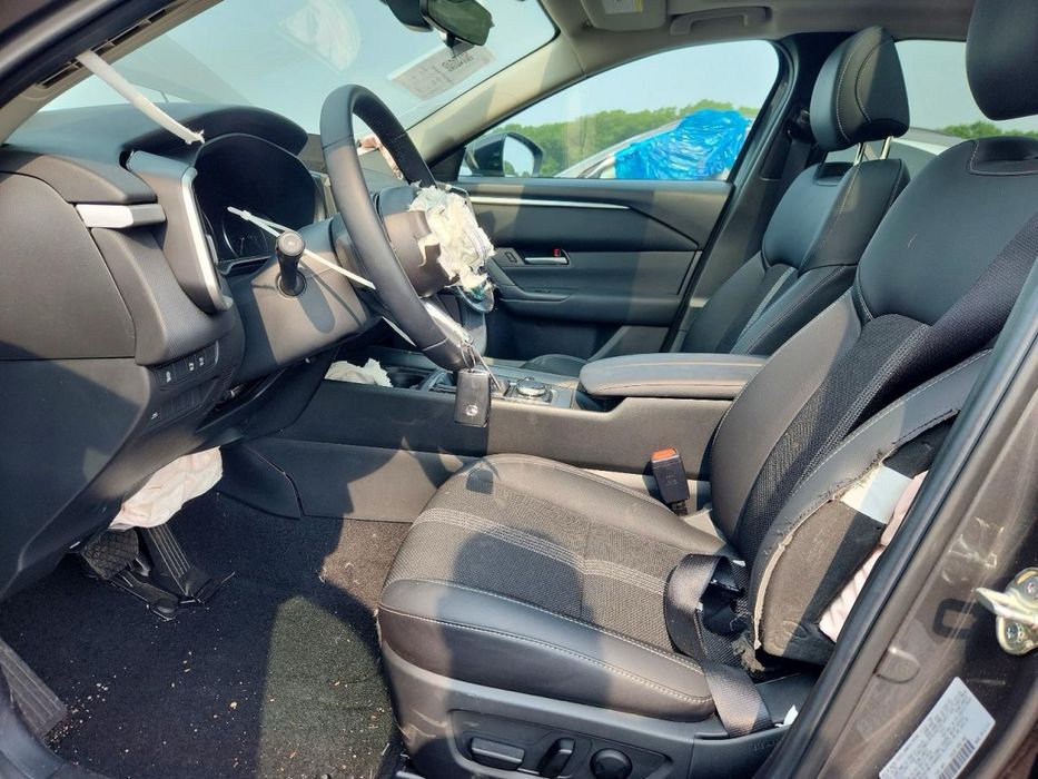 Продам Mazda CX50 2026року пробіг 5тис/км