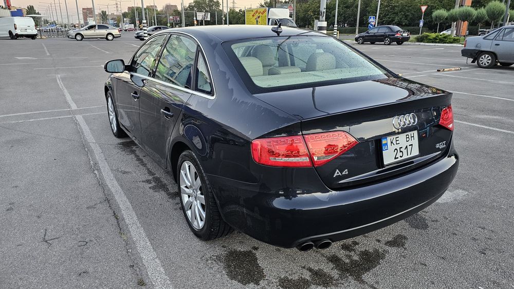 Audi A4 2012 VIN WAUBFAFL2CA116892 фото оголошення 3 з 10