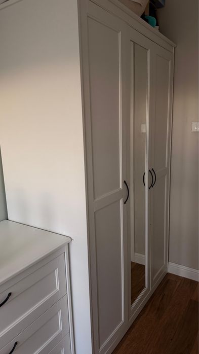 Szafa biała ikea