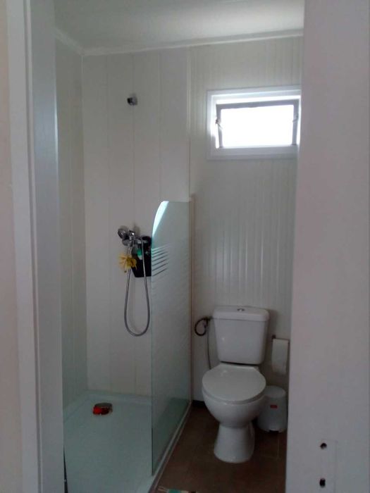 Contentor quarto e wc