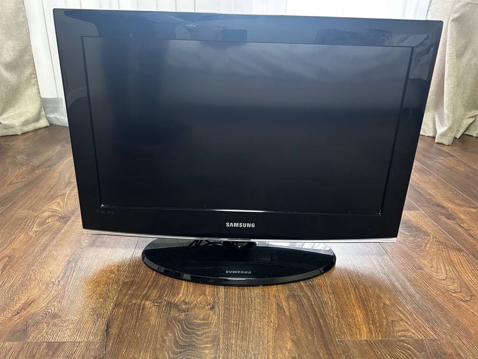 Телевизор Samsung LE26A450C2