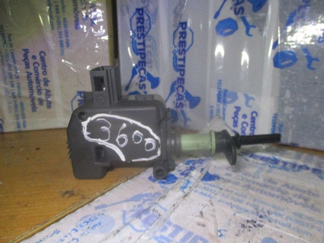 Pistola do depósito de combustível VOLVO V50 (MW)