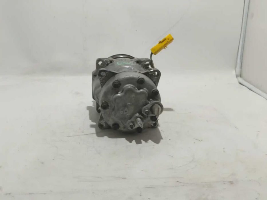 Compressor AC Peugeot 307

REF: S D 7 V C A F