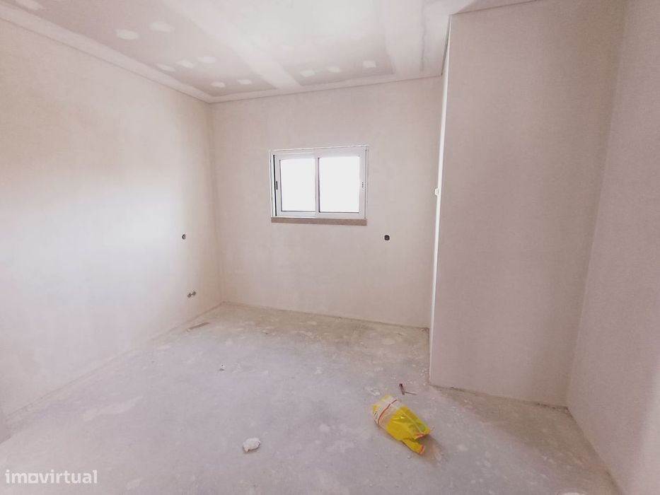 Apartamento T3 Novo de Luxo com garagem em Almancil