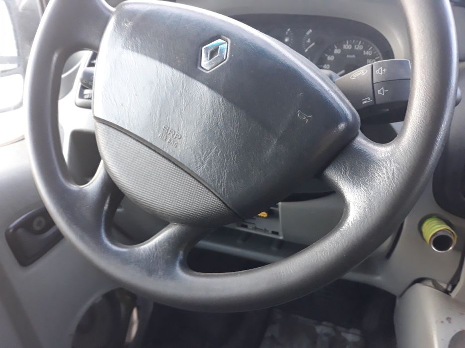 Renault Trafic kierownica