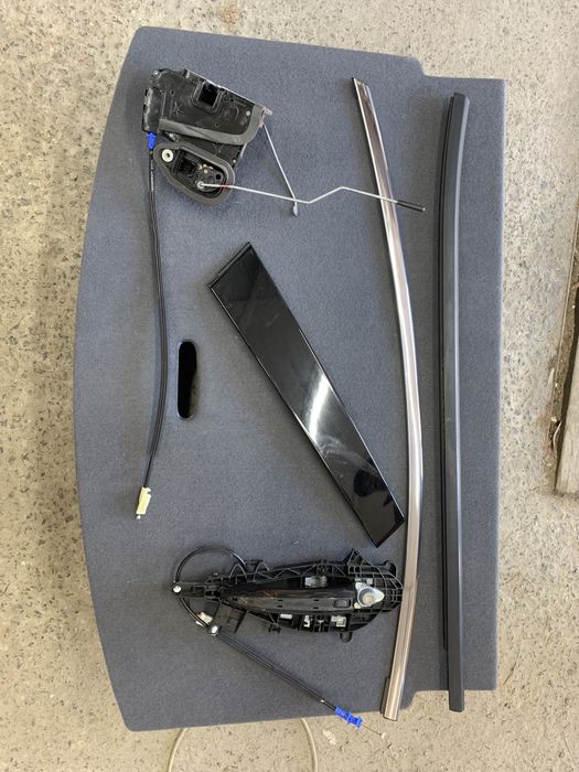 Передняя левая дверь Chevrolet Bolt